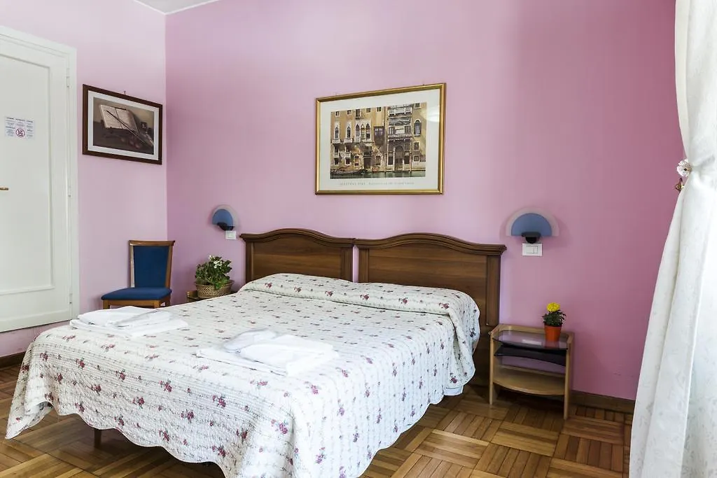 Ai Musei Vaticani Bb Roma Bed & Breakfast
