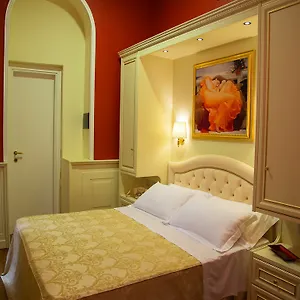 Dimora Frattina ** Rome